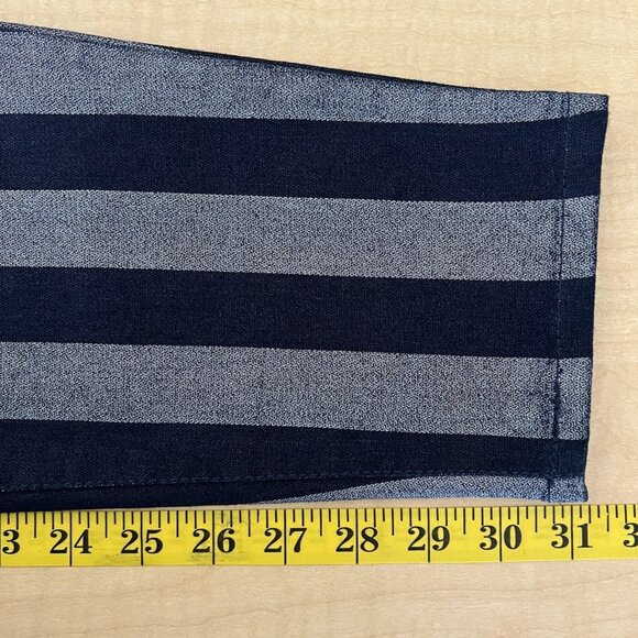 Forever 21 Women's Striped Pants Plus Size 14 Skinny Mid Rise Stretch Grey/Navy - Picture 9 of 11